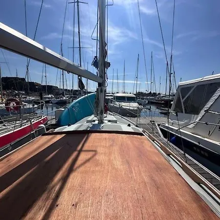 Apartament Book Ing C Est *