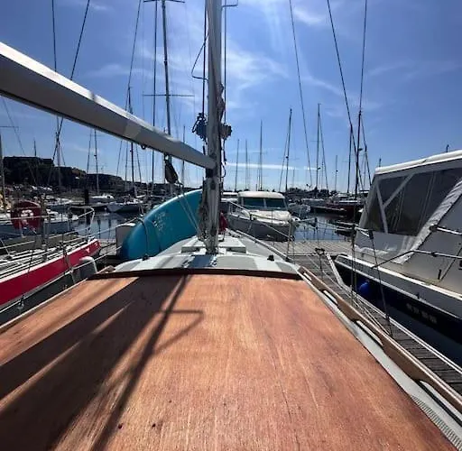 Apartament Book Ing C Est *